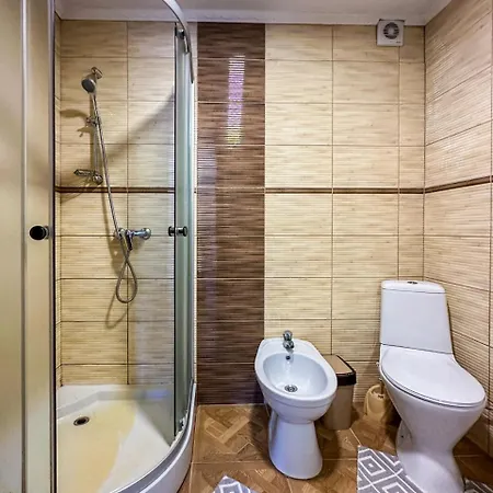 Апартаменты дерево роду *